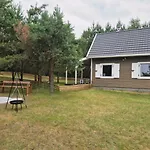 Pod Lasem Tatil Evi Niepoczolowice