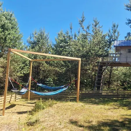 Pod Lasem * Niepoczolowice